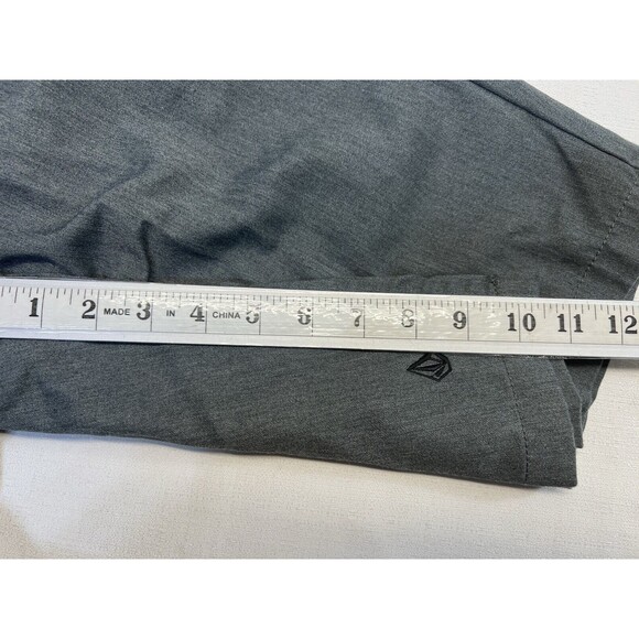 VOLCOM Frickin' Chino A091160 Men's Walking Skateboard Grey Shorts Sz. 33 - Picture 6 of 9